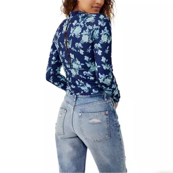 Free People top - Picture 2 of 6